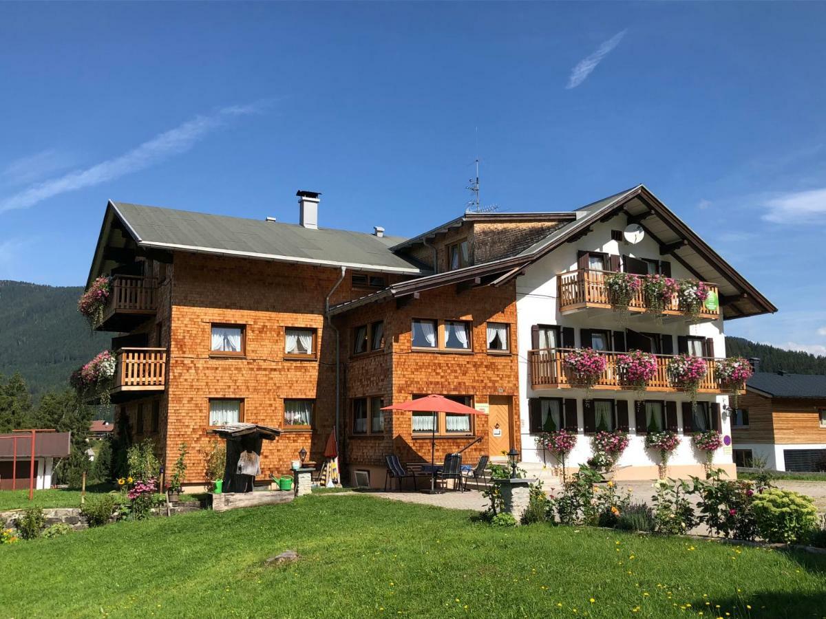 Panoramahaus Kuenzler Appartement Riezlern Buitenkant foto